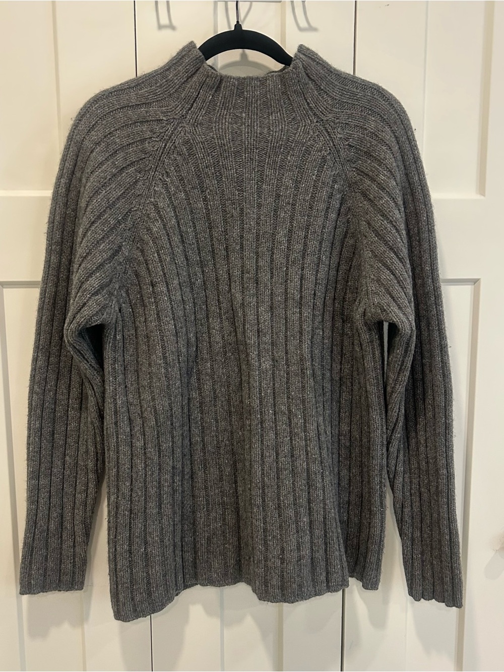 J. Crew men size M 100% wool mock neck gray ribbed fisherman sweater.